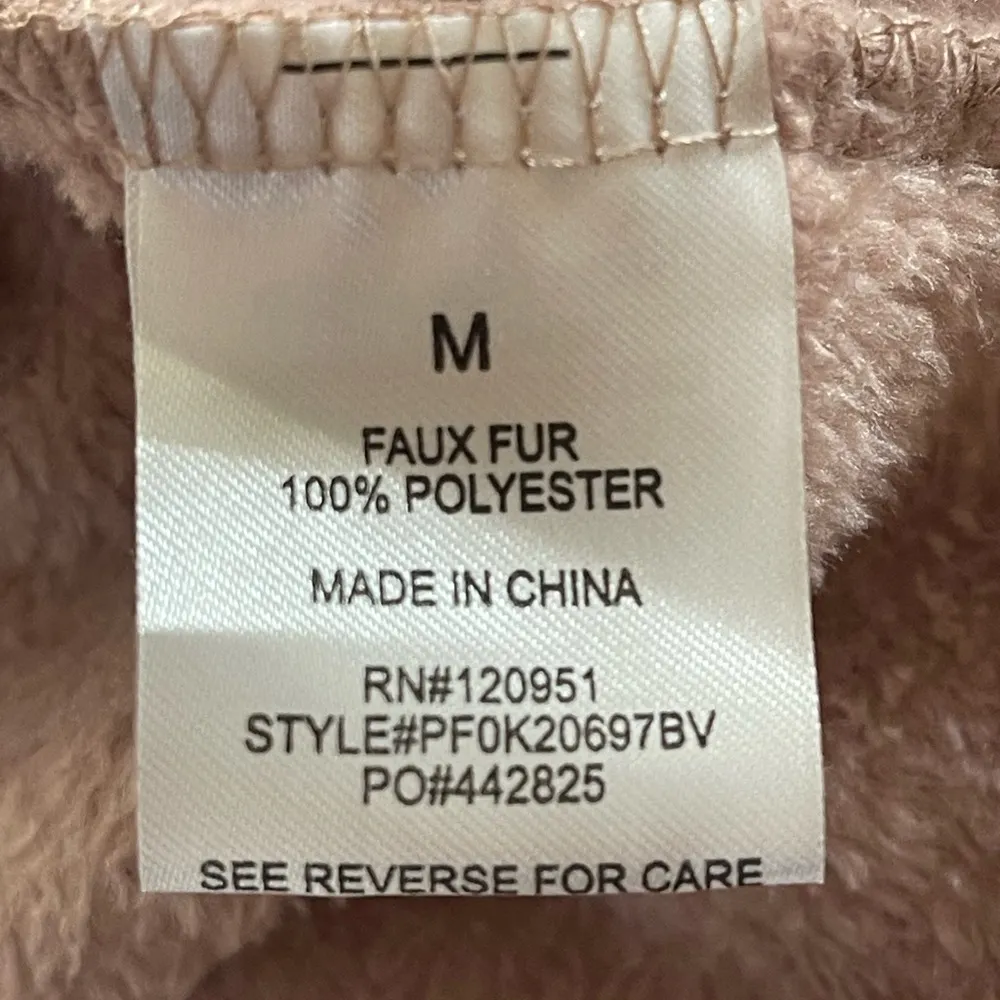 BNWT Pink Rose 3/4 zip shirt size medium - Image 6