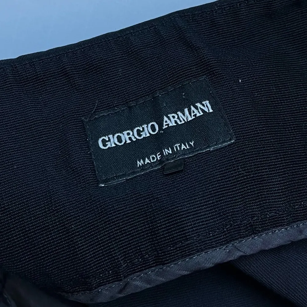 Giorgio Armani • Solid Black Wide Leg Trouser Pants - Image 4