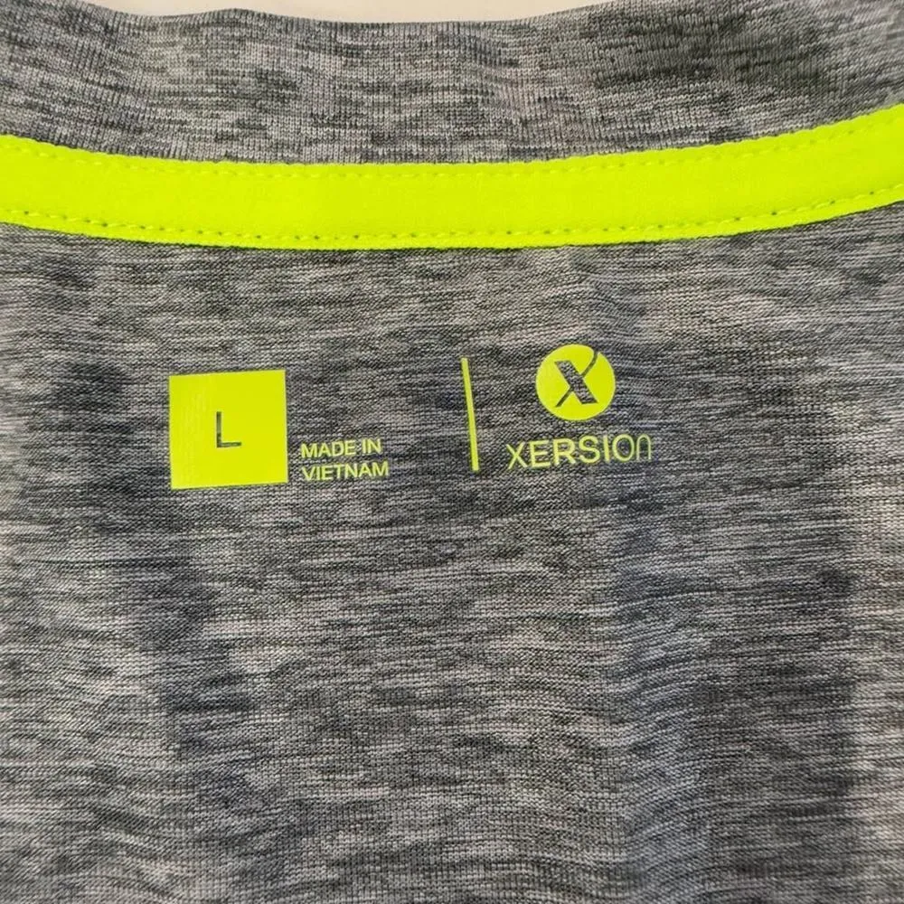Xersion Gray Performance Wear Activewear Workout Short Sleeve Top Womens Large - Image 3