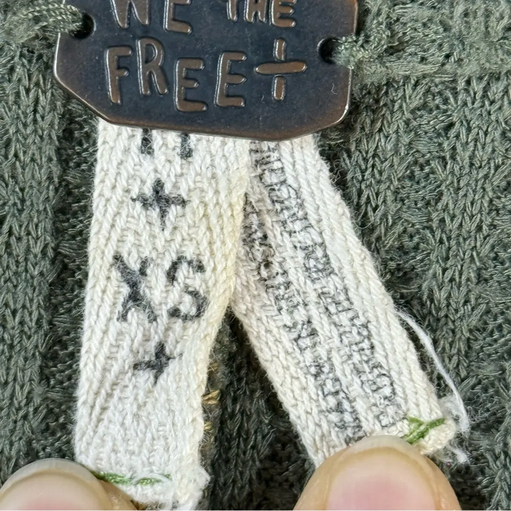 We the free Olive Green oversized Sweater SZ:XS - Image 8