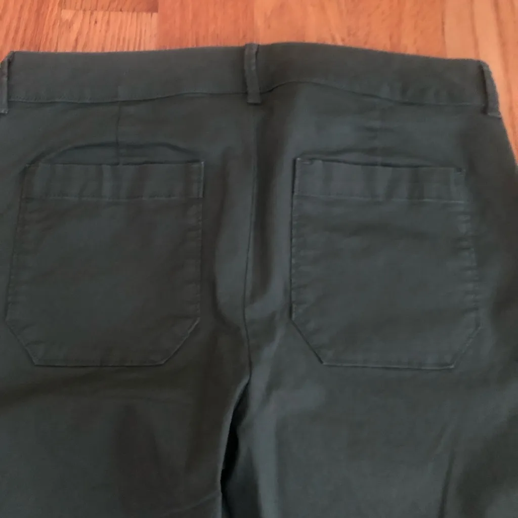 NWT Old Navy Dark Green pixie Pants - Image 5