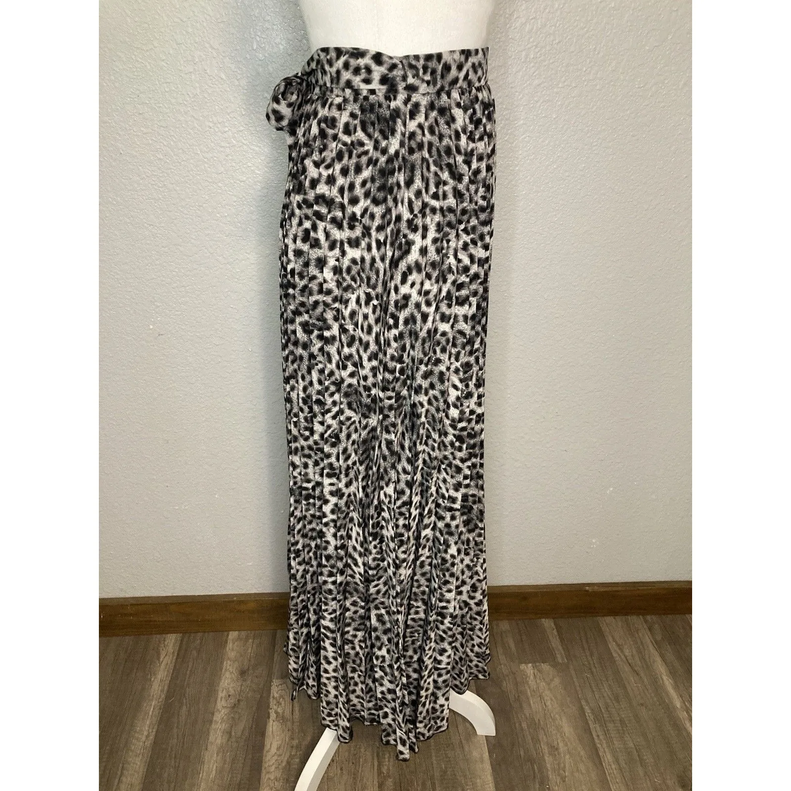 Lularoe Maxi Wrap Skirt Sz XXS Cheetah Animal Print Accordion Pleated Full Long - Image 4
