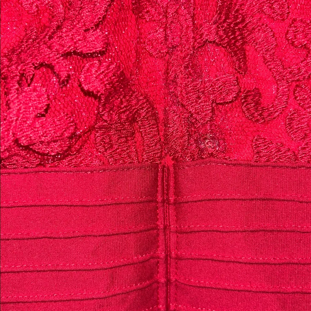 Tadashi Shoji Red Lace Illusion Maxi Gown Women’s Size 4 Formal Evening Dress - Image 9