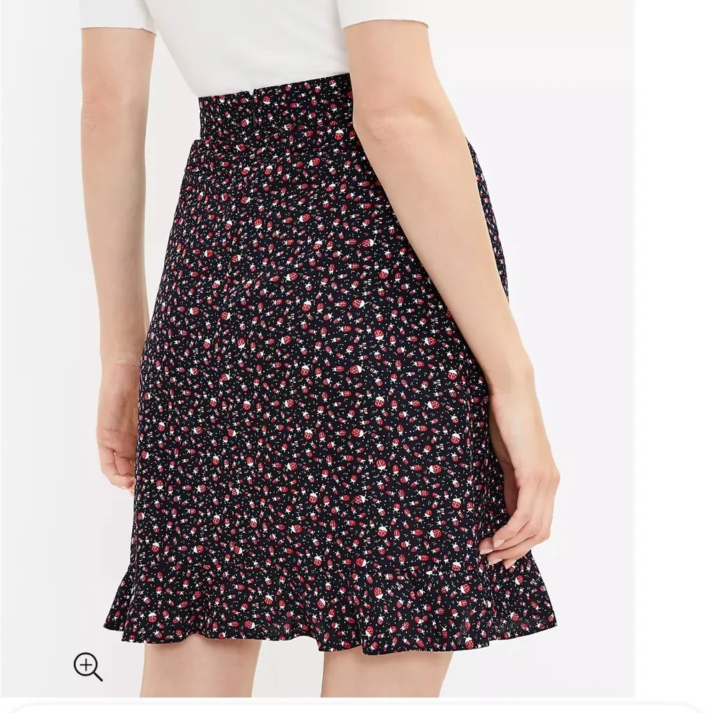 LOFT size‎ 2 ladybug wrap mini skirt - Image 2