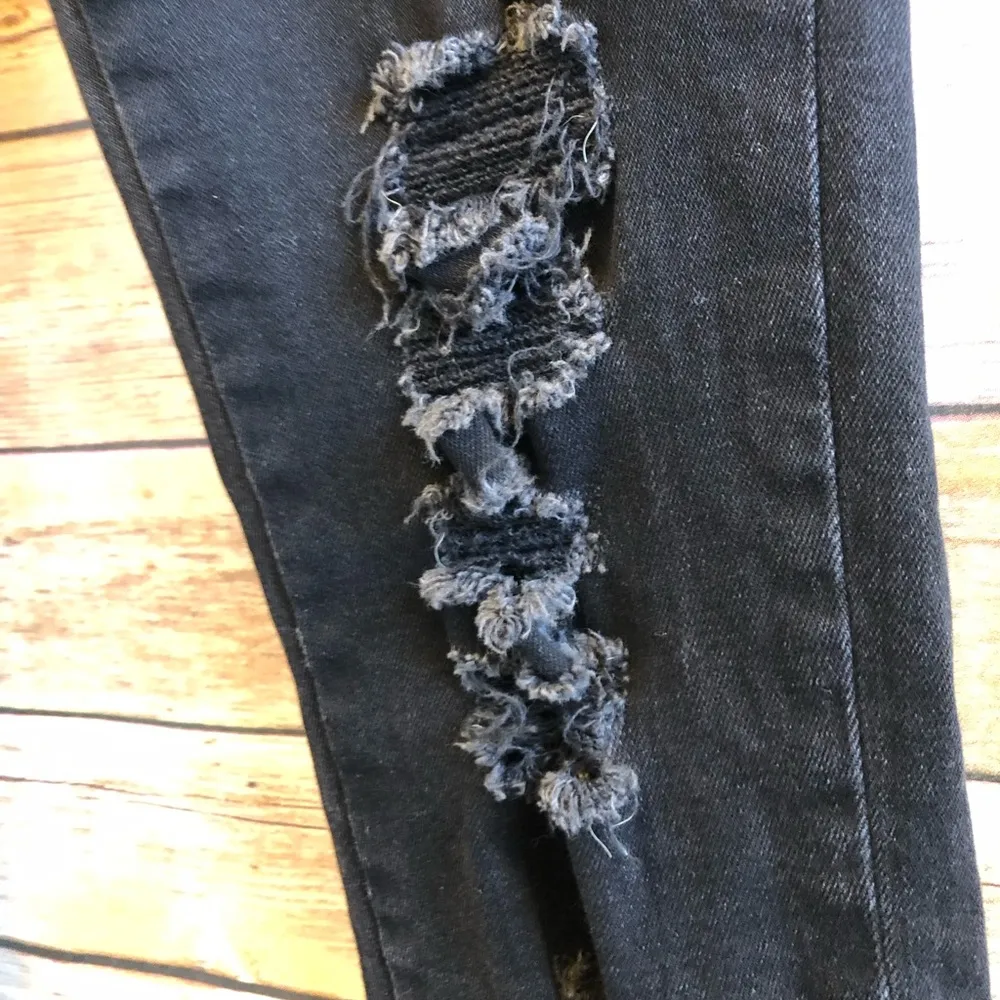 Zara Trafaluc Denimwear Black Distressed Skinny Jeans Size 8 - Image 5