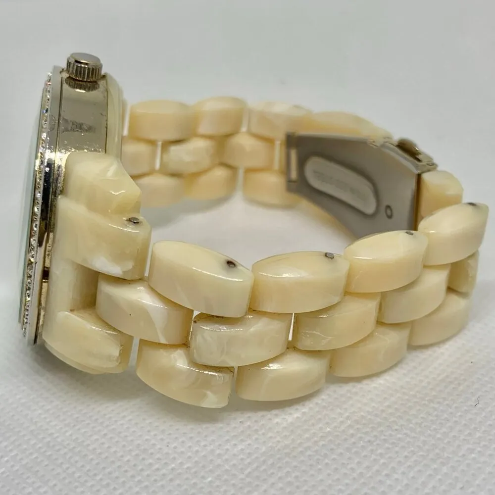 Chico’s women watch gold tone 43mm rhinestones quartz analog size 7.5” running - Image 4