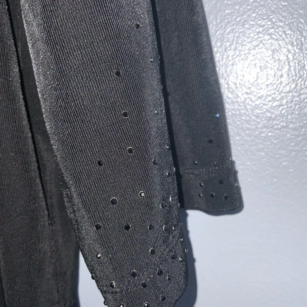 August Max Stretch Black Shiny Stud Embellished Long Sleeve Round Neck Top 5X - Image 4