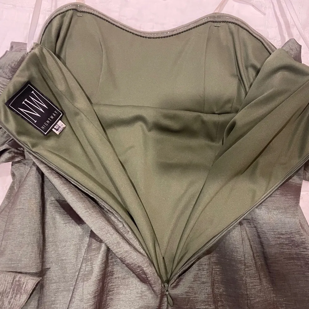 Night Way Collections Green Cocktail Mini Strapless Dress with Back Bow XS Small - Image 8