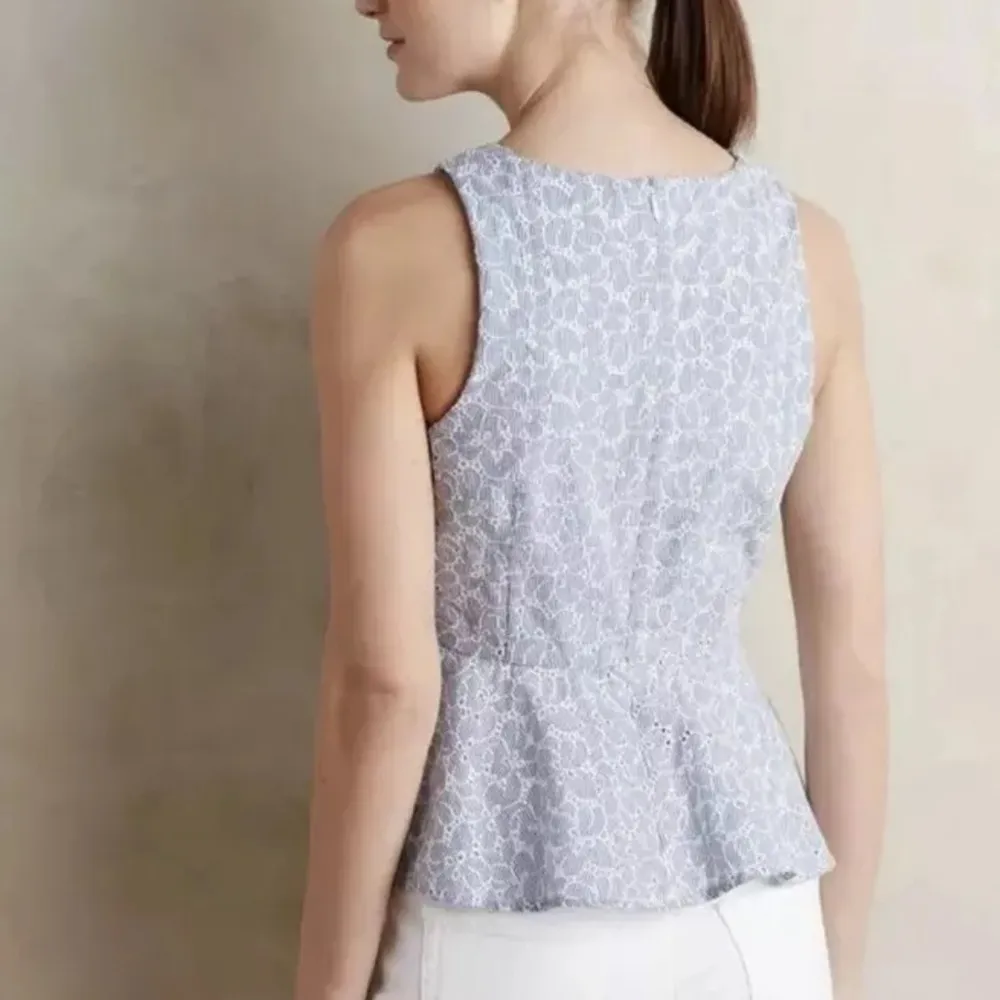 HD In Paris Anthropologie White Blue Eyelet Pia Peplum Top Shirt Blouse Size 0 - Image 3