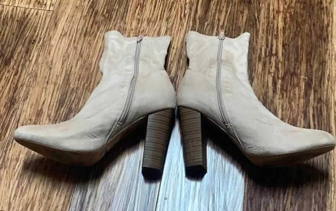 Vegan Suede Boots Tan Size 8.5 - Image 2