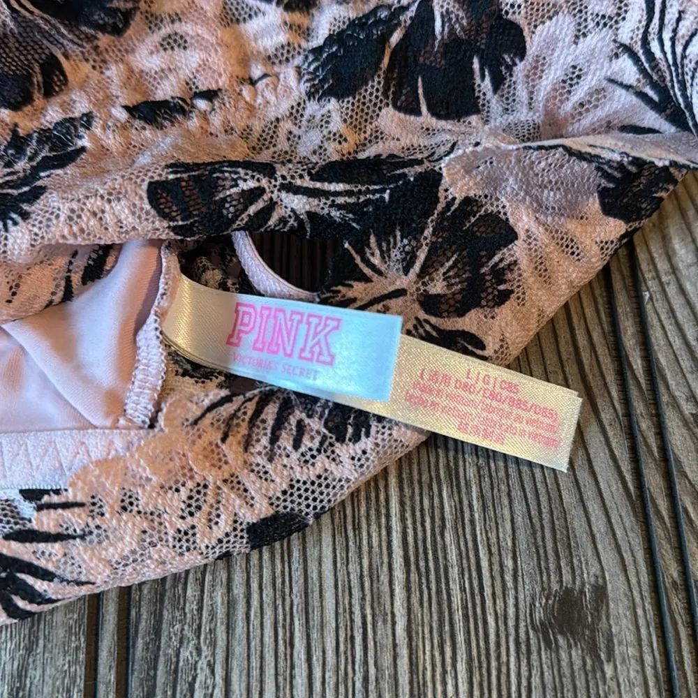 VS Pink Lace Lightly Lined crisscross Bralette bra tropical floral black large - Image 6