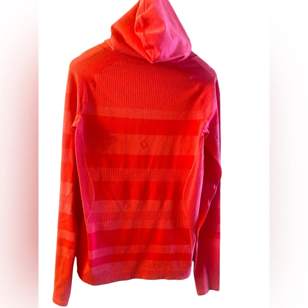 Brooks Moving Comfort striped running pullover thumbholes nwot - Image 2