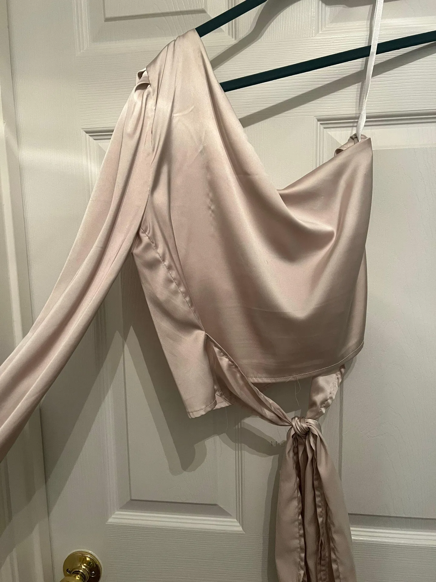 Revolve Super down One Shoulder Top - Image 4