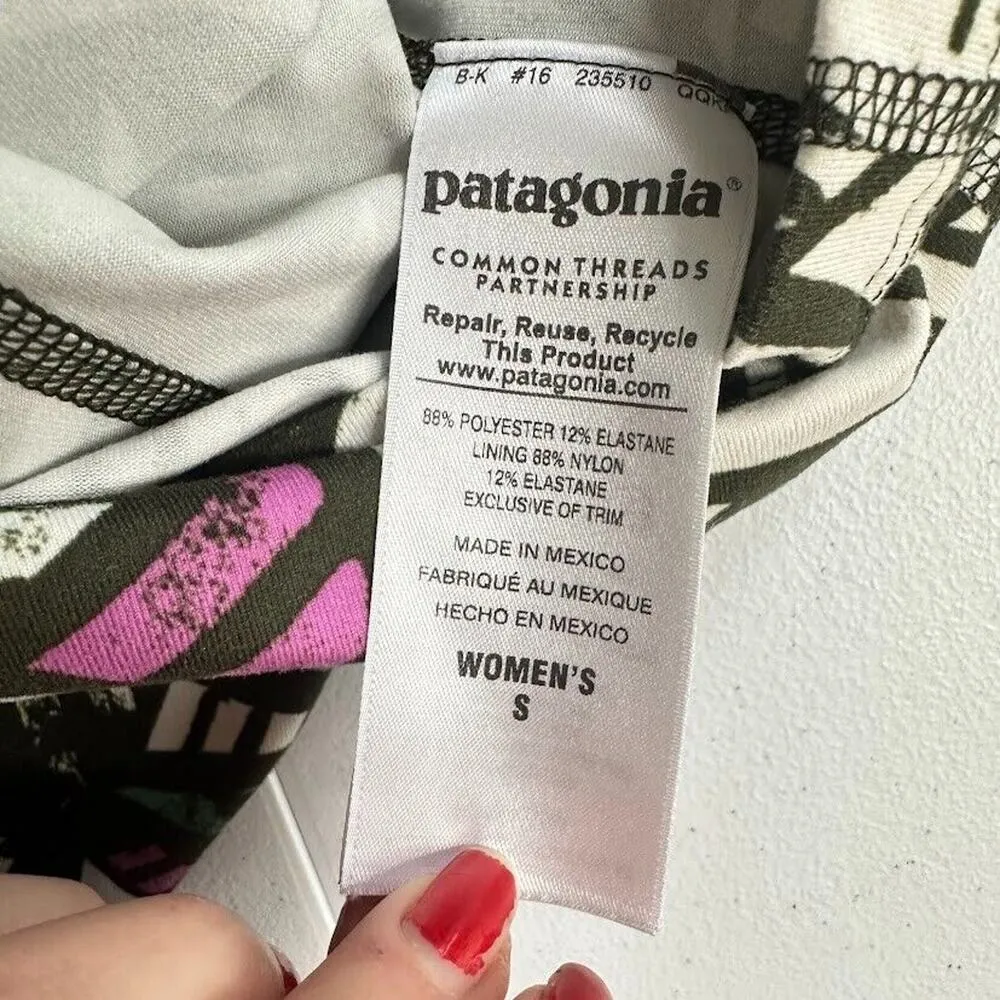 Patagonia Geometric Print Tank Top Built-in-Bra Size Small Athletic Racerback - Image 7