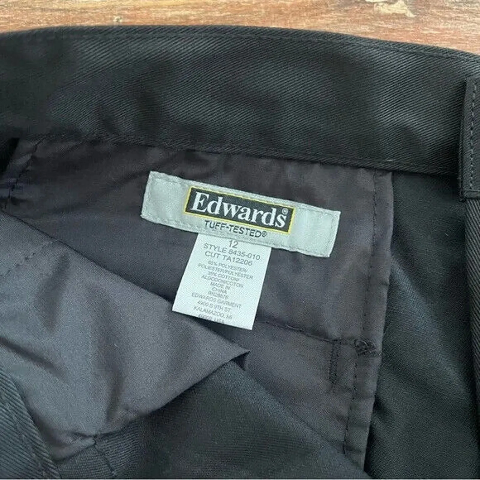 Edwards Ladies 8465 Black Utility Flat Front Chino Shorts Size 12 - Image 3