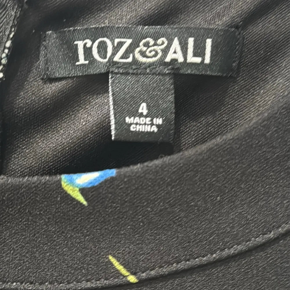 Roz & Ali dress Floral Sleeveless Dress - Image 4