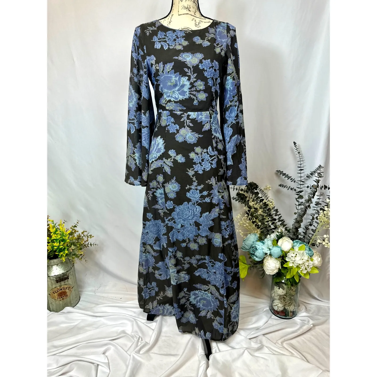 Free People Melrose Bell Sleeve Floral Maxi Dress Night Combo 2 - Image 10