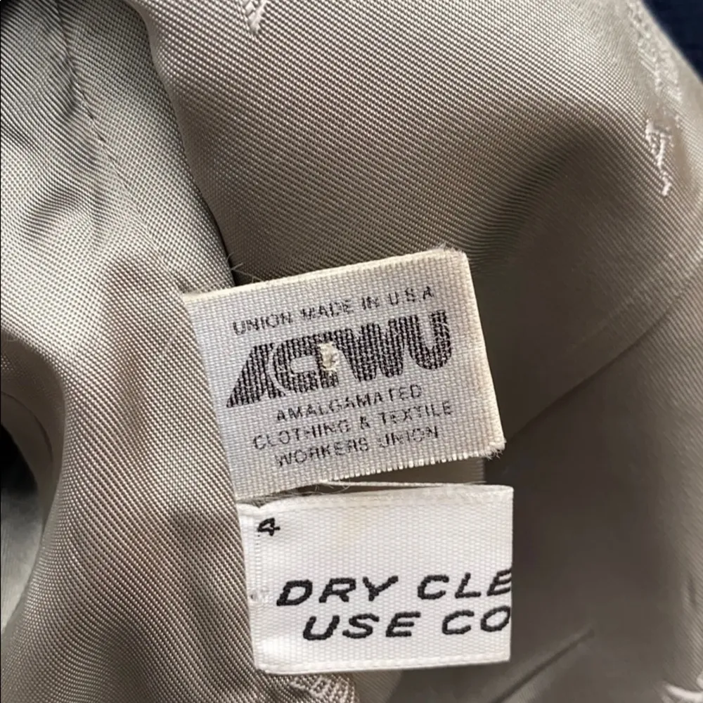 AQUASCUTUM OF LONDON Vintage Navy Blazer (See Measurements) Blue Size undefined - Image 8