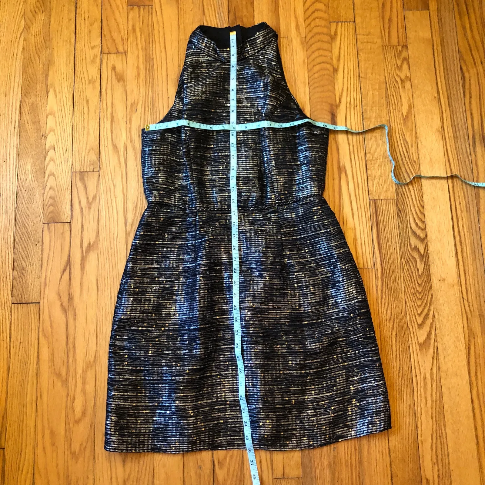 Aidan by Aidan Mattox Women's EUC Black and Gold Mock Neck Cocktail Dress -Sz 8 - Image 2