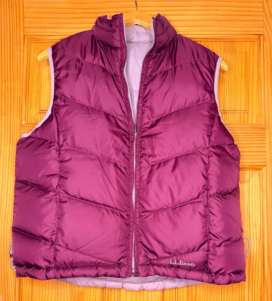 L.L.Bean Women’s Plum Puffer Vest Insulated Outdoor Zip Up Purple Size L - Image 1