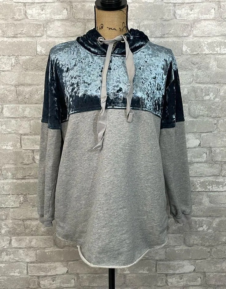 Gimmicks Velvet Hooded Sweatshirt - Image 2