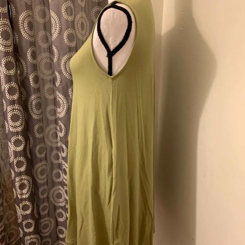 Zenana Sage Rounded Hem Pocket Tunic Tank Top - Image 4