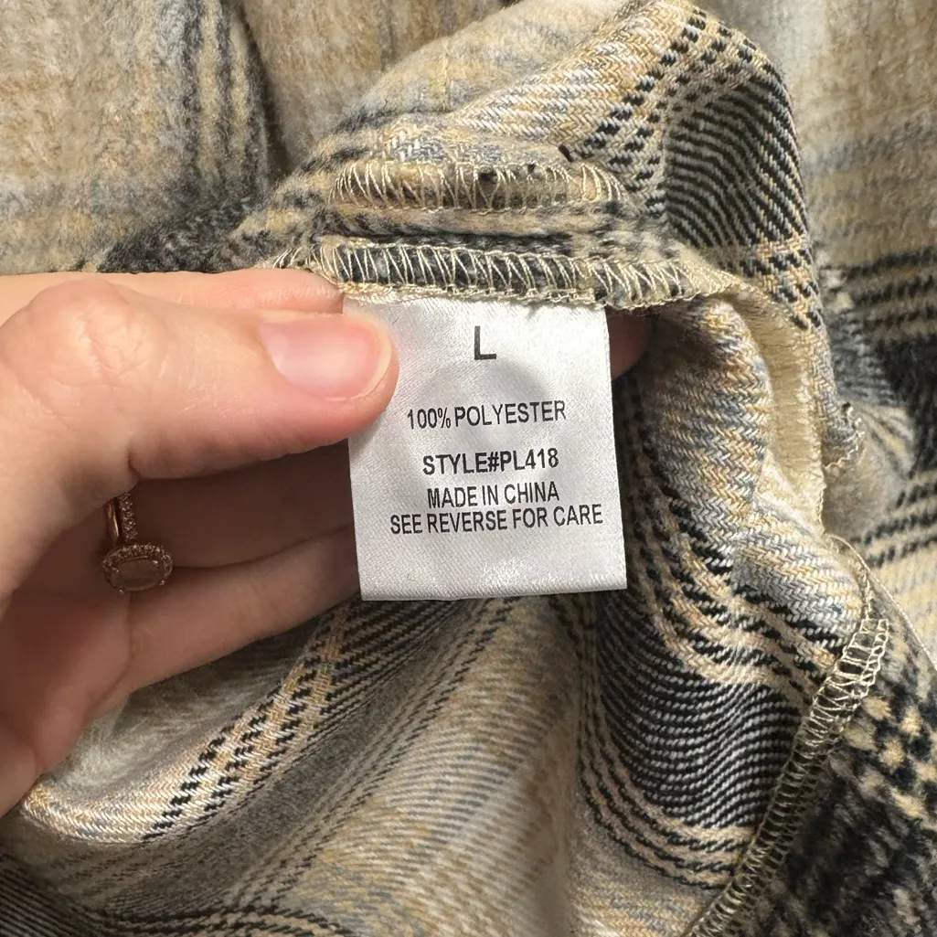 NWOT Pink Lily Boutique Plaid Shacket Size Large - Image 3