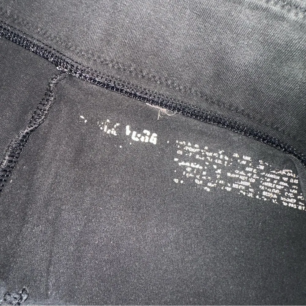 VS PINK Yoga Lace Waistband Leggings! - Image 2