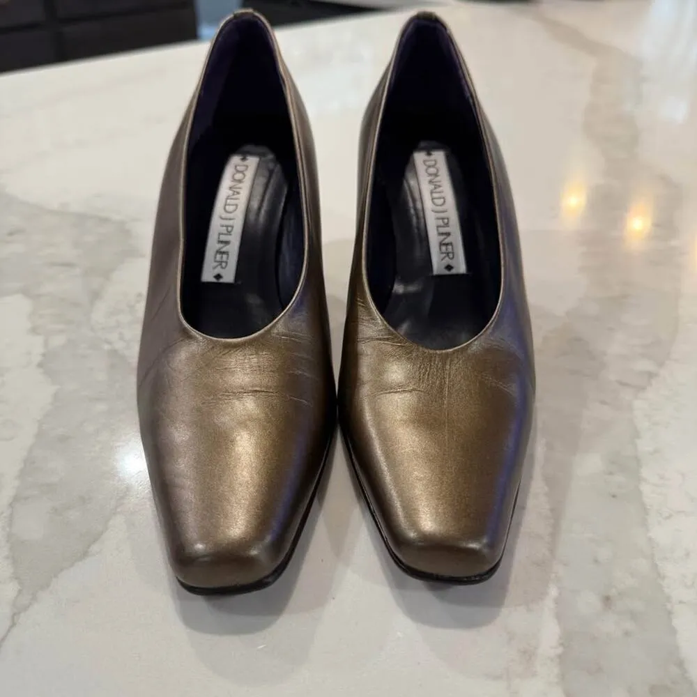 Vintage Donald J Pliner Latara Square Toe Heels Womens 6.5 Leather Metallic Gold - Image 4