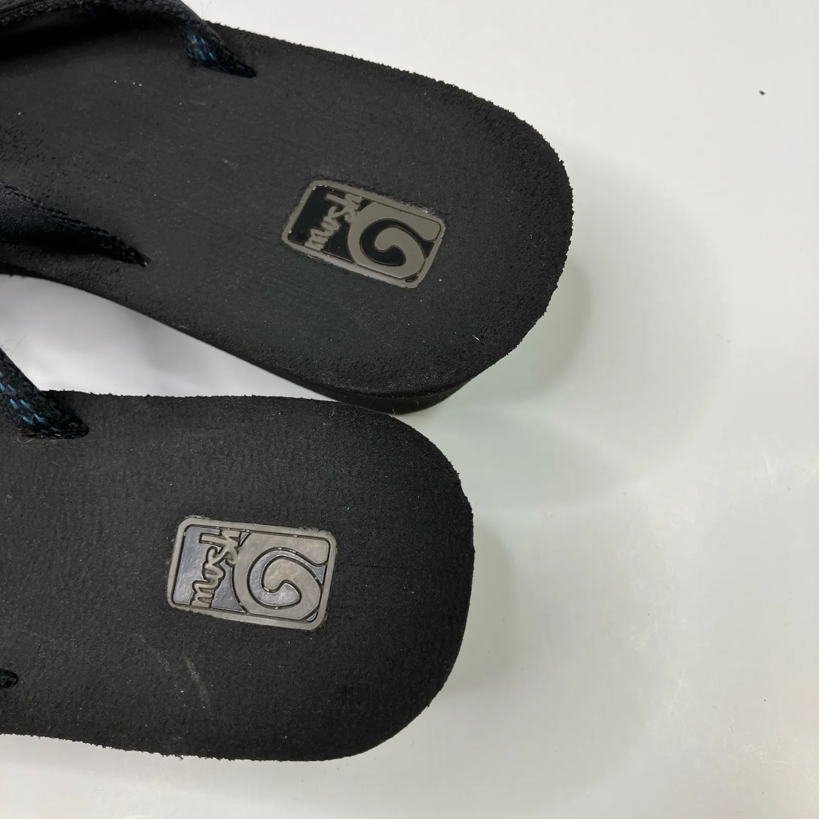 Teva | Olowahu Black Strappy Flip Flop Sandals Wedge Womens 7 - Image 6