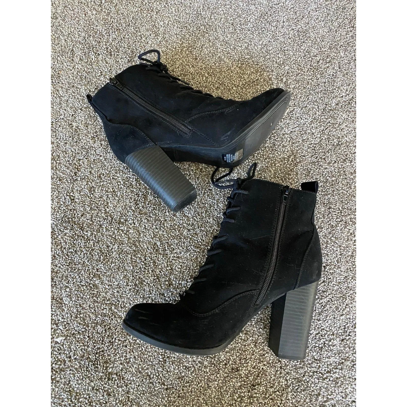 Express Black Lace-Up Chunky Heel Ankle Boots – Size 9 - Image 5