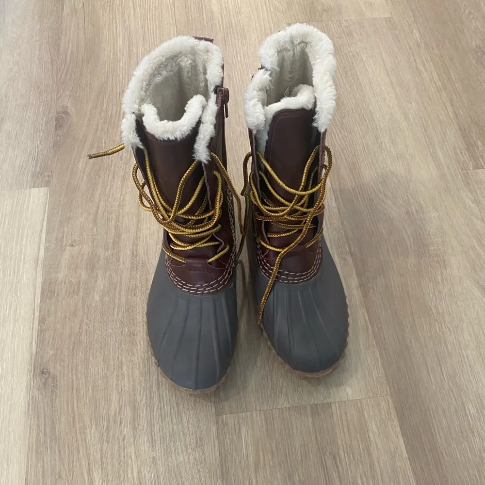 American Eagle rain boot 8 - Image 2