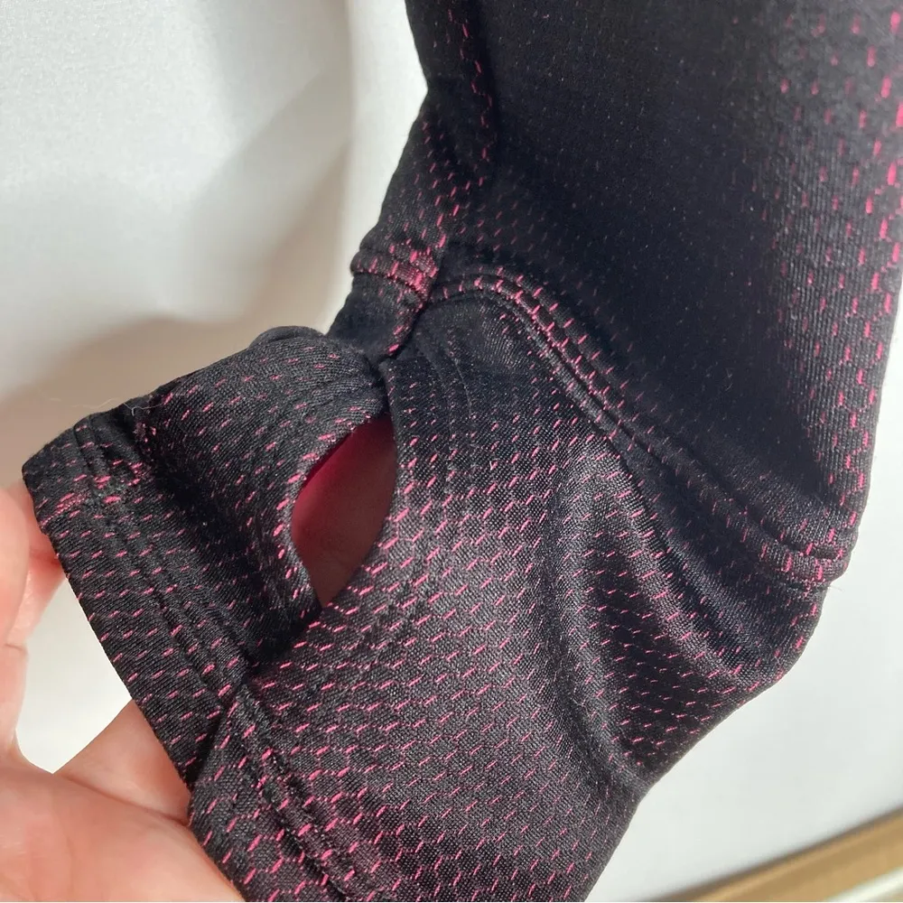 Under Armour Black and Pink Zip Up Hoodie Medium - Image 6