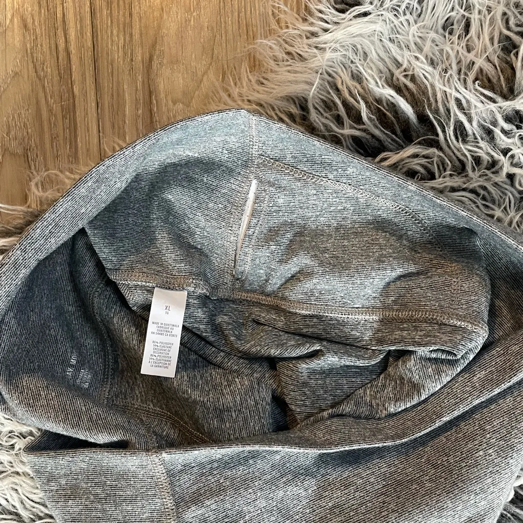 🩶Aerie by American Eagle Grey Mesh Athletic Leggings - Image 6