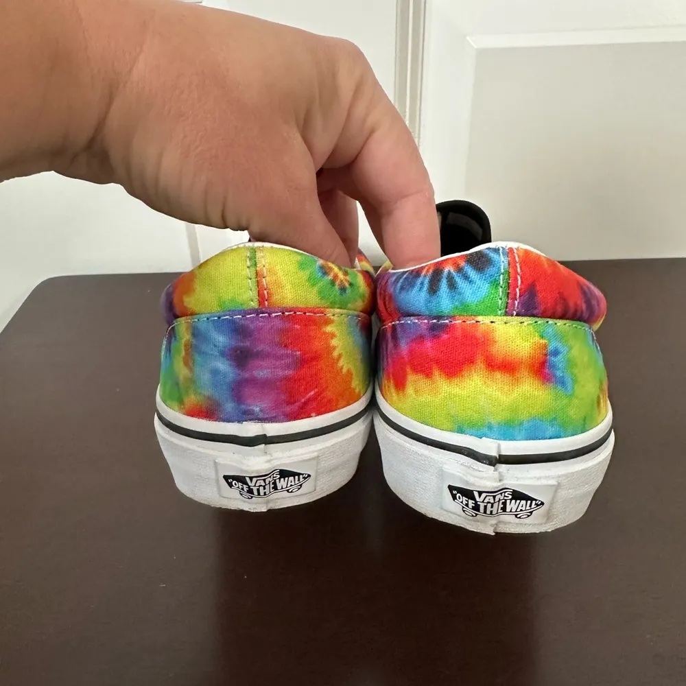 VANS CLASSIC SLIP-ON Spiral Tie-Dye Rainbow Shoes Big kids Sz 7 / Women’s 8 - Image 5
