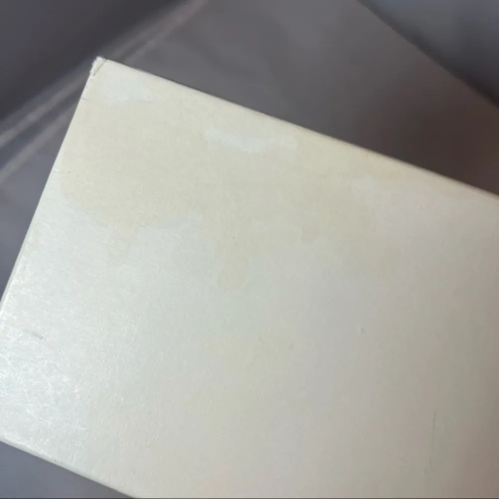 The Jewelry Cache Jewelry Holder Floral Pattern Black - Image 2