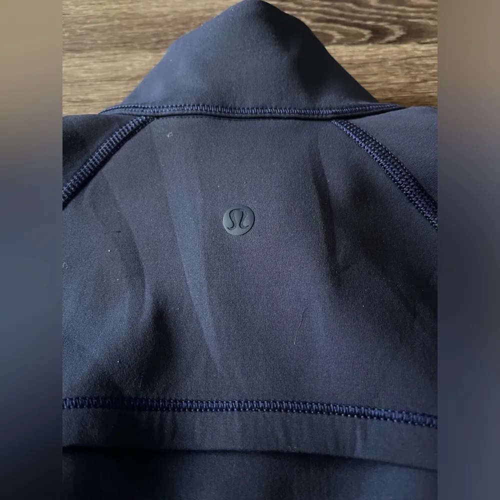 Lululemon Front & Centre Jacket - Image 7