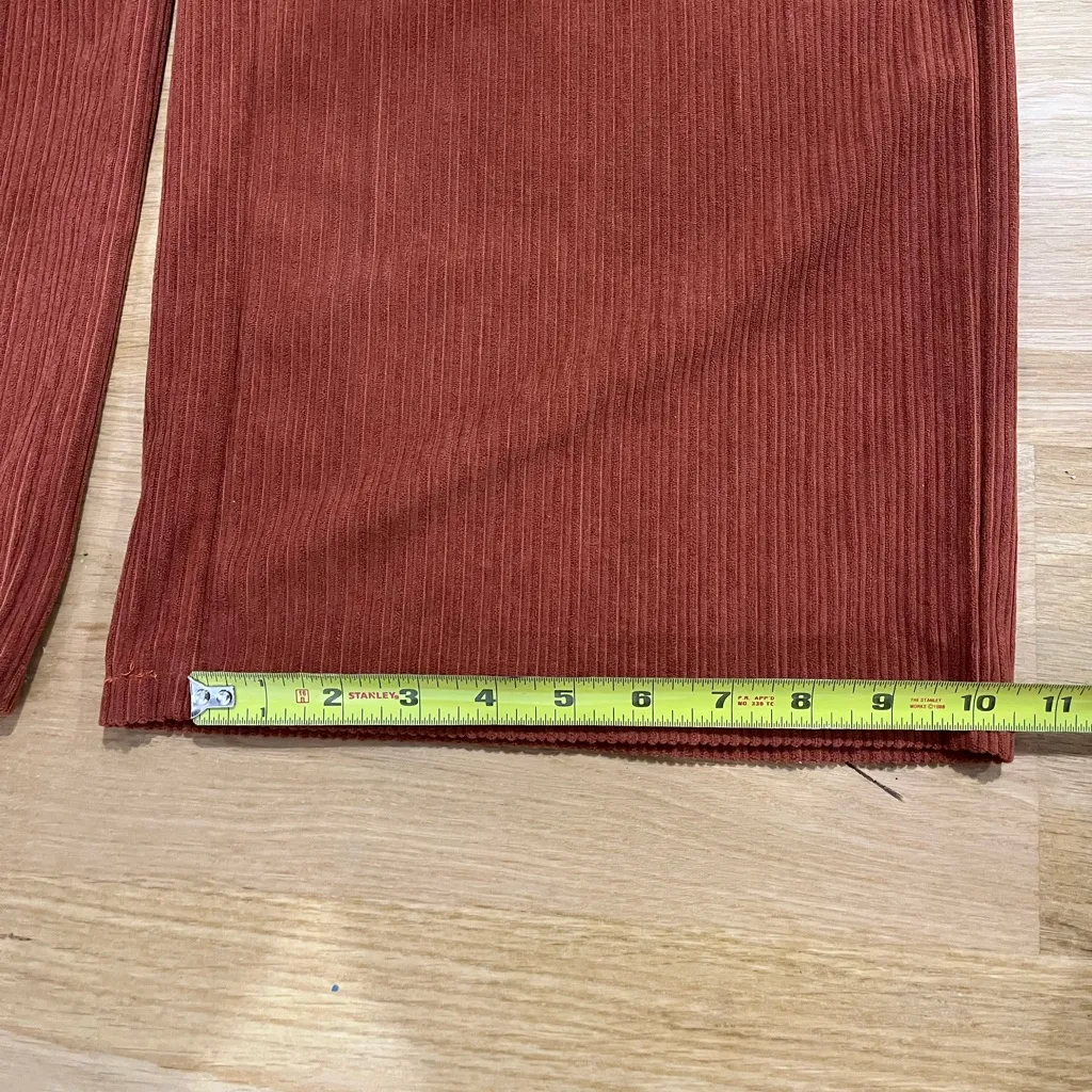 Cider Terracotta Corduroy overalls size medium - Image 3