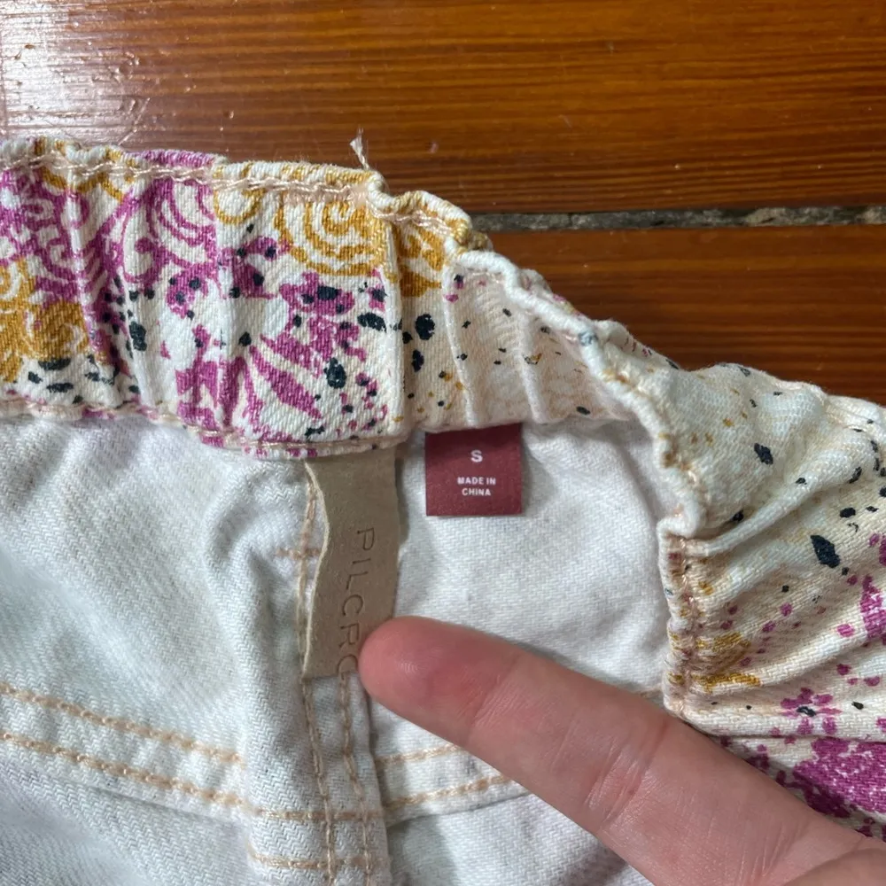 Anthropologie Pilcro Scrunchie Shorts - Image 8