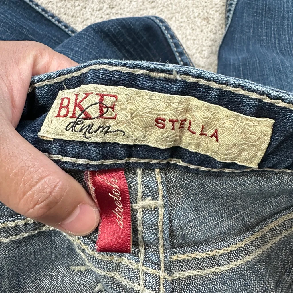 BKE Women’s Stella Stretch Jeans Boot Cut Low Rise Embellishment Pocket Size 28 - Image 6