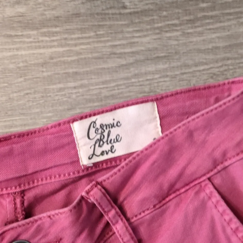 Cosmic Blue Love Pink Jeans Size 28 - Image 3