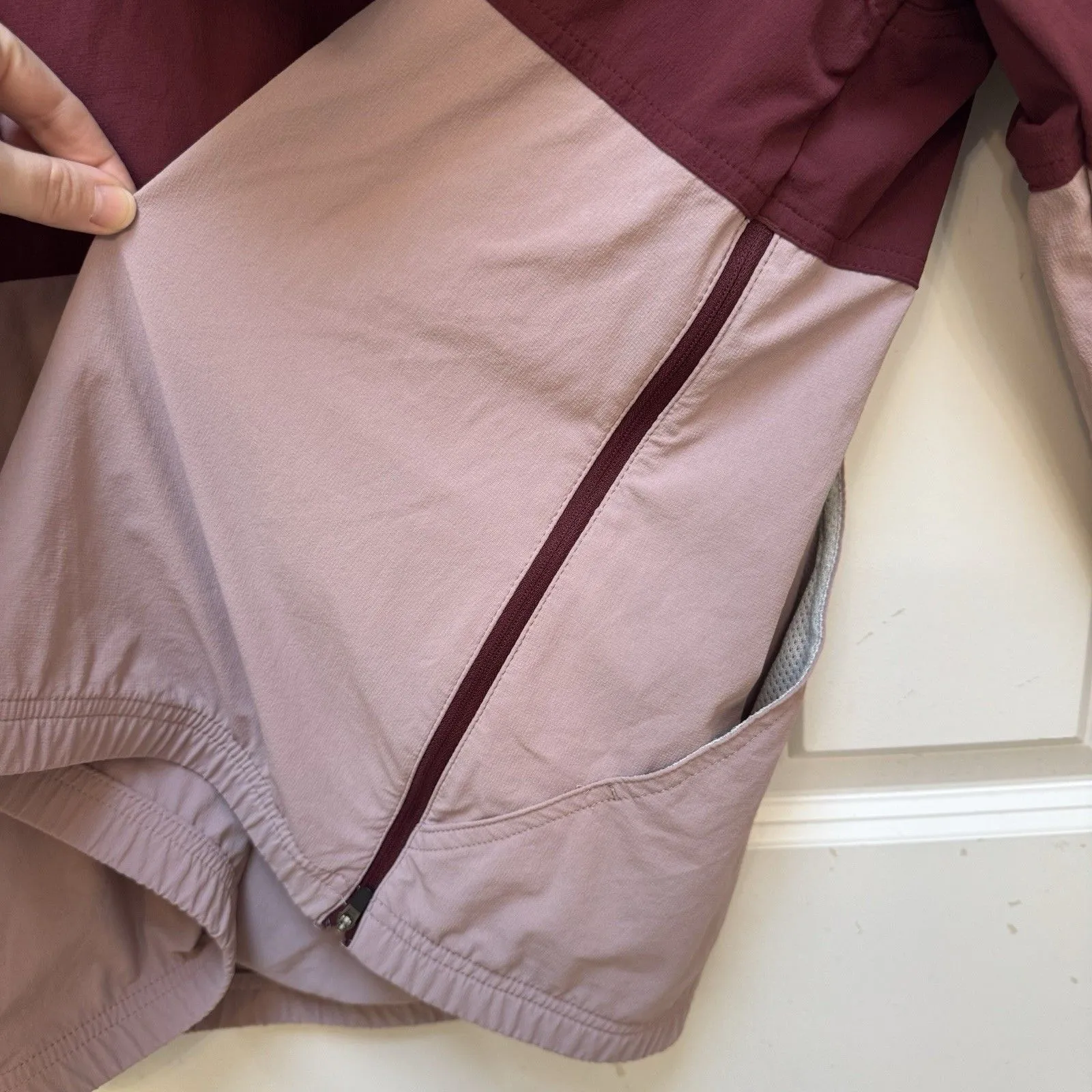 Outdoor Research Women's Size M Burgundy/Pink Ferrosi Anorak 1/4 Zip Jacket Pink Size M - Image 8