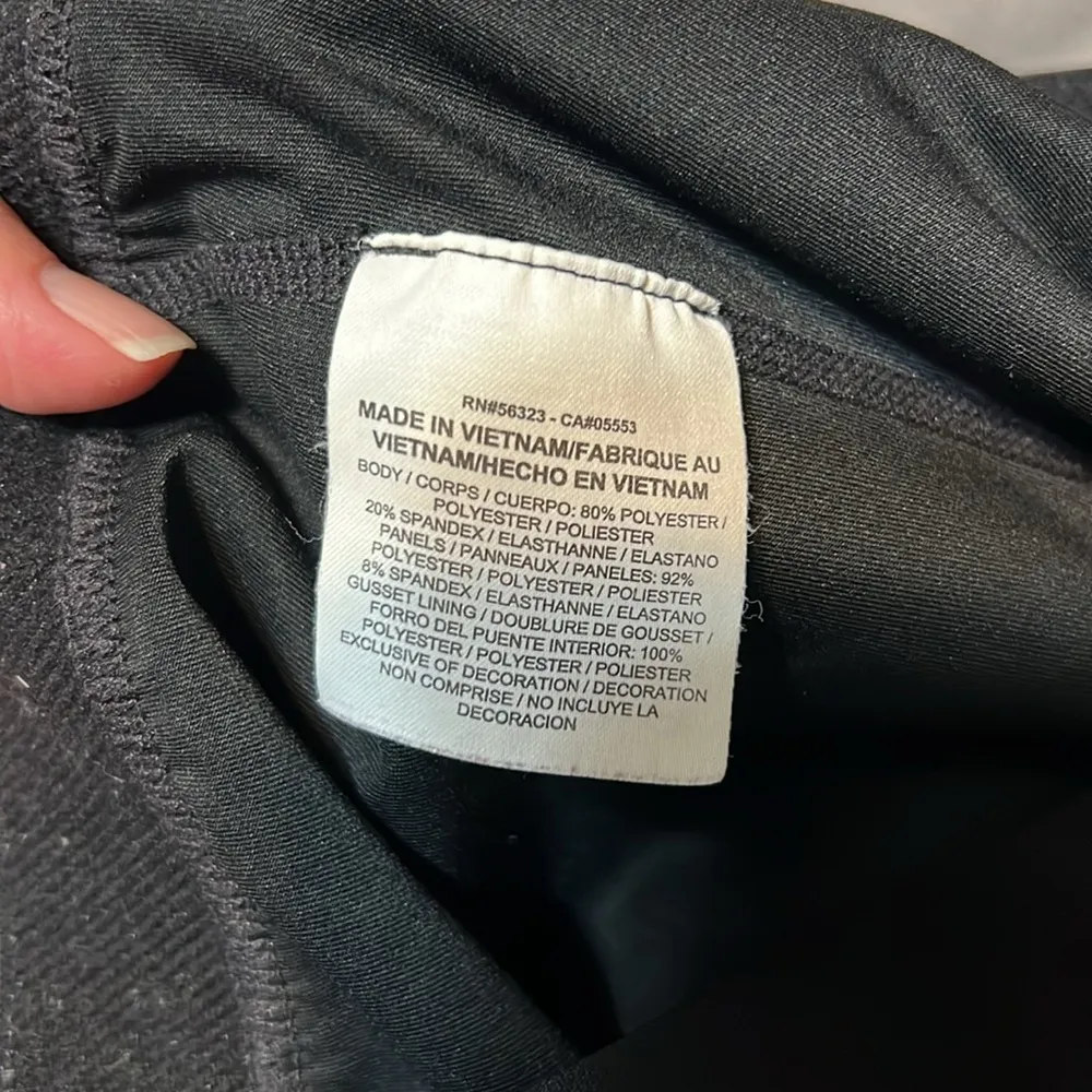 Nike Pro Capri fit Leggings - Image 5