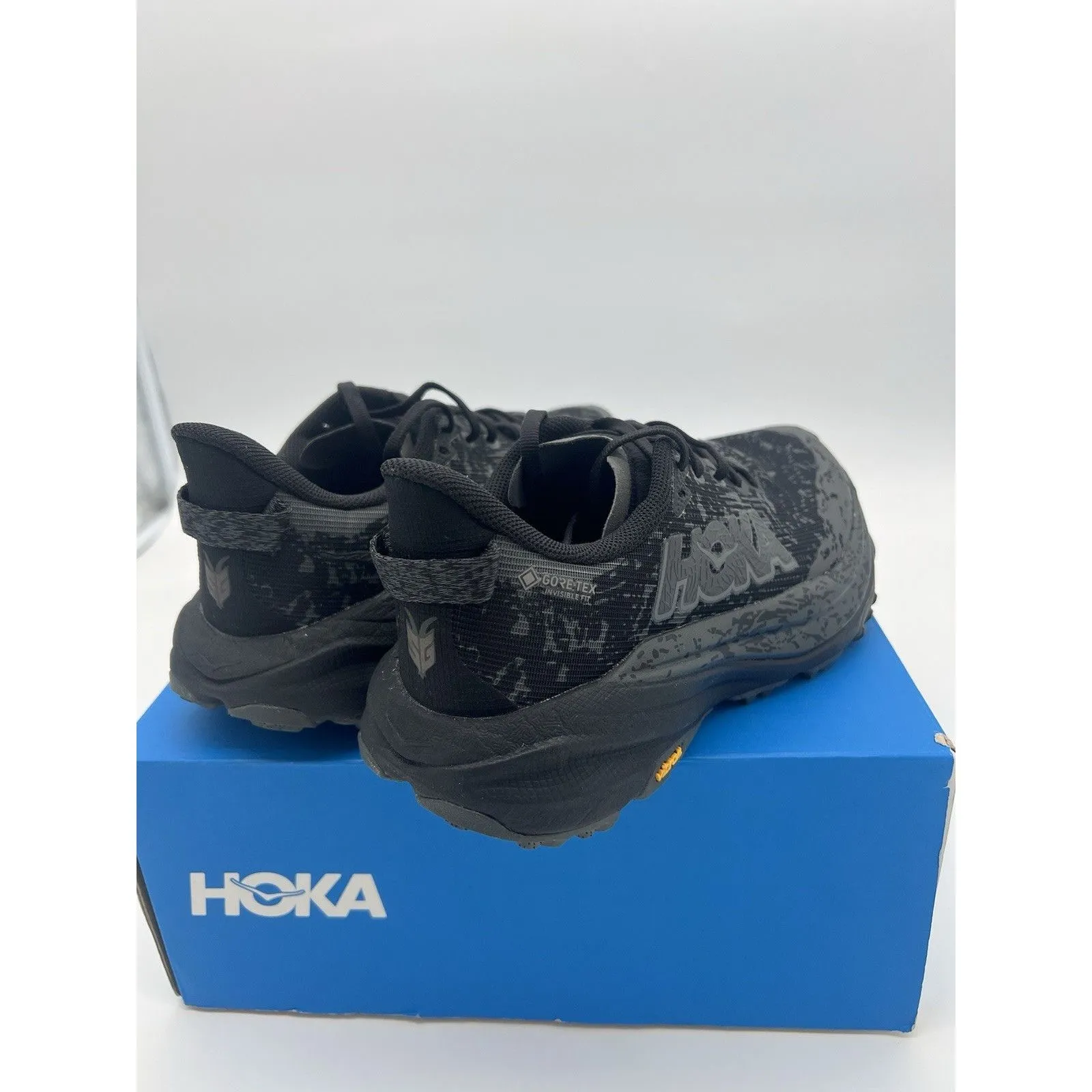 Hoka One One Speedgoat 5 GTX Women’s Size 6 D Wide Running Shoes 1127913 BCKT Black - Image 4