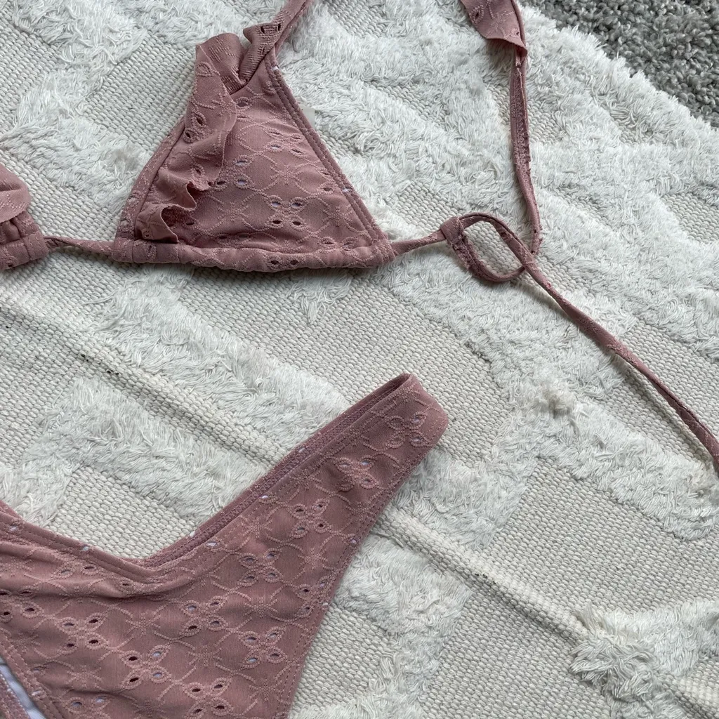 Shein mauve pink eyelet ruffle micro triangle v cut bikini swim set - Image 2