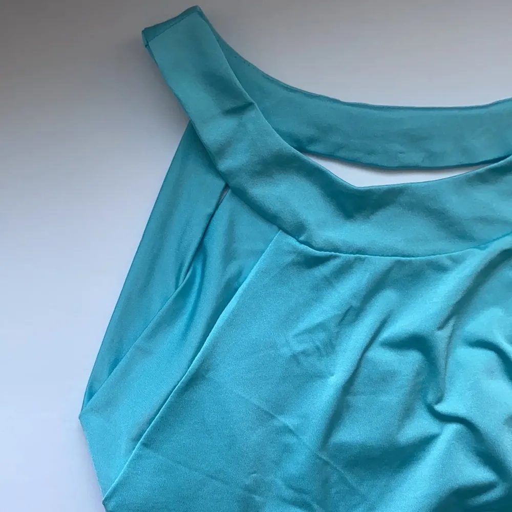 NWT Forplay sexy asymmetric fitted club top, size S - Image 3