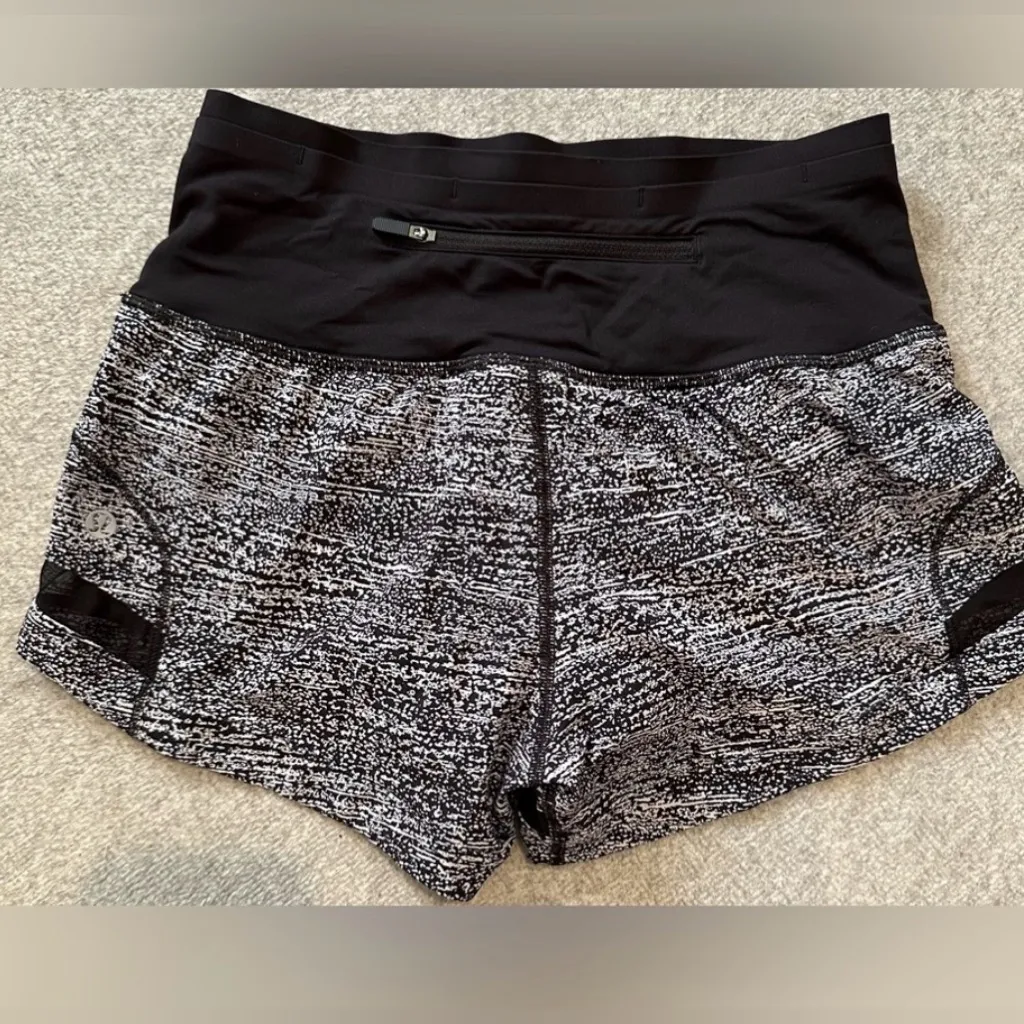 Lululemon  Pace Perfect Short (3")
Air Time White Black /Black 🍋 new without tags - Image 5