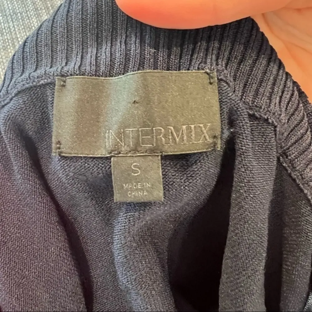 Intermix Off The Shoulder Long Sleeve Top - Image 8