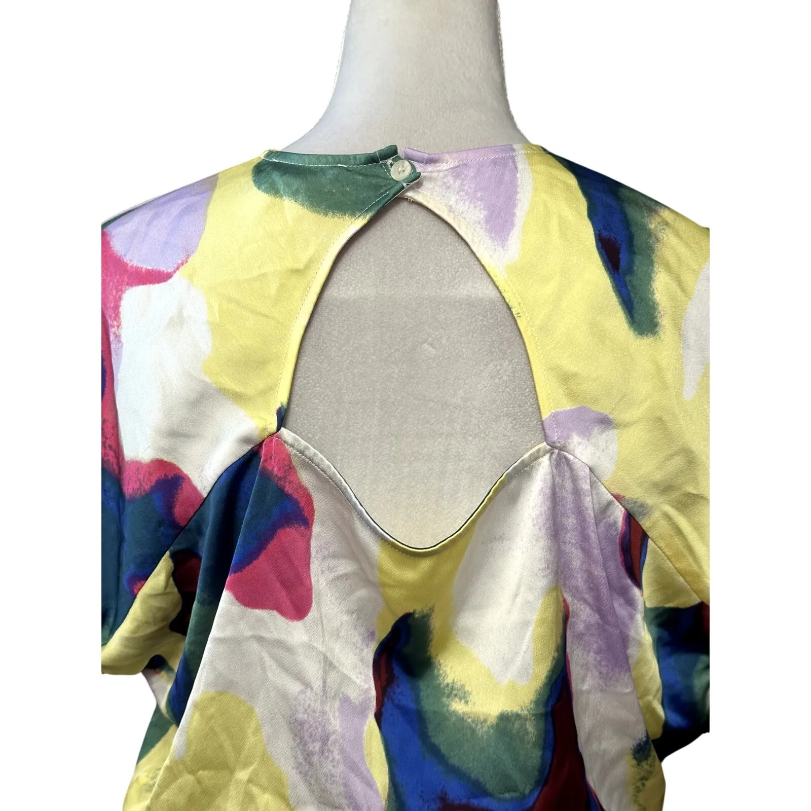 Open Edit Satin Blouse Short Sleeve Cut Out Back Multicolor Women's Medium NWOT - Image 5