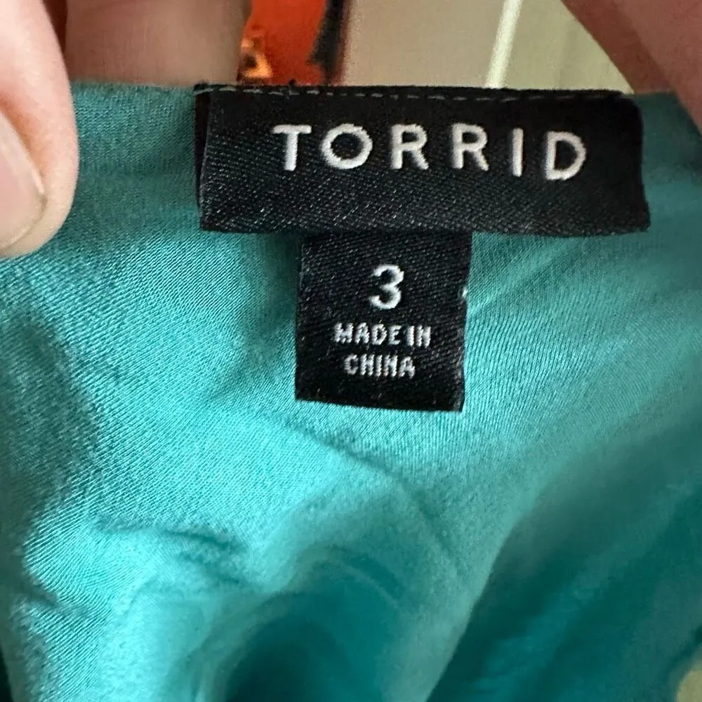 Torrid Sophie Challis green floral double layer swing cami - Image 4